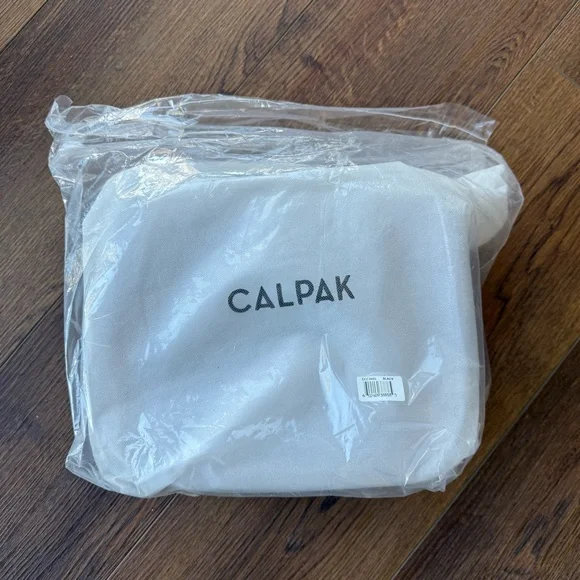 Calpak Large Clear Cosmetics Case - Picture 4 of 4